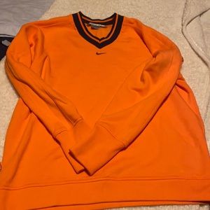Authentic Nike V-Neck hoodie (Large)jump pants(Sm)